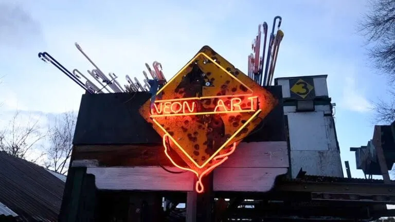 Jeff, the Neon Artist